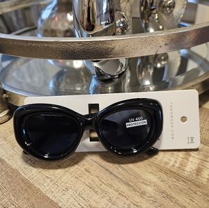 Todomoda Sunglasses with Black Frame / Lens, UV 400, NWT